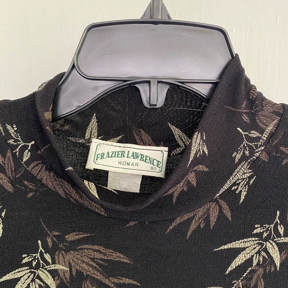 Frazier Lawrence Mock Turtleneck Stretch Short Sleeve Black Floral Top Size 1X - Picture 2 of 6